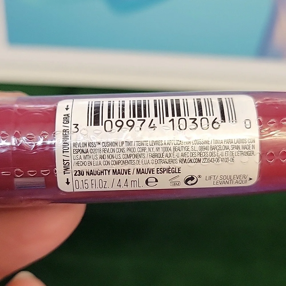 Revlon Kiss Cushion Lip Tint 4.4ml New Sealed Tube - 230 Naughty Mauve